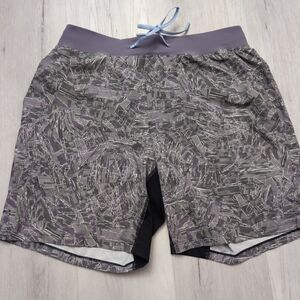 Lululemon T.H.E Shorts Mens L Dusky Lavender Shorts Activewear